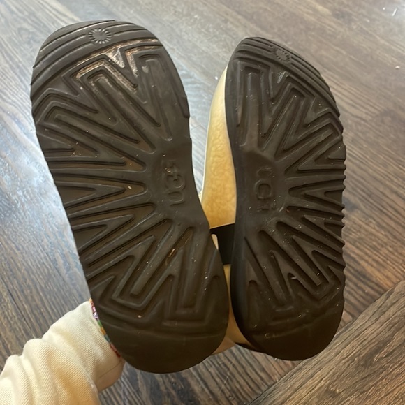 Kids UGG waterproof boots - Picture 6 of 7